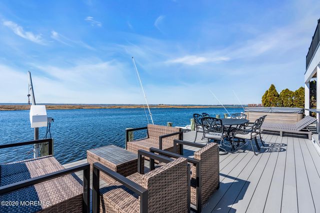 459 Boca Raton Drive, Lavallette, NJ 08735