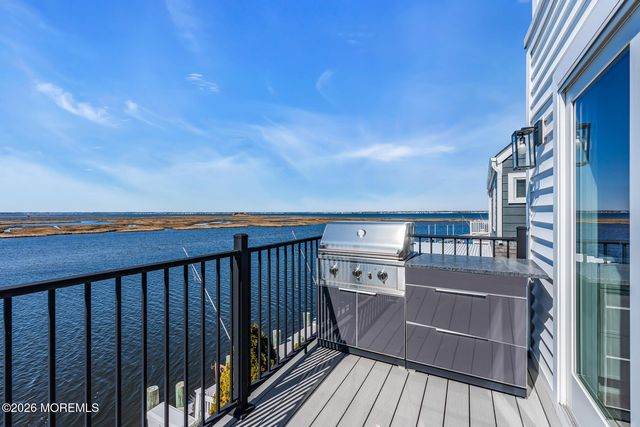 459 Boca Raton Drive, Lavallette, NJ 08735