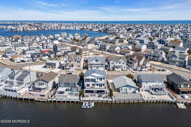 459 Boca Raton Drive, Lavallette, NJ 08735