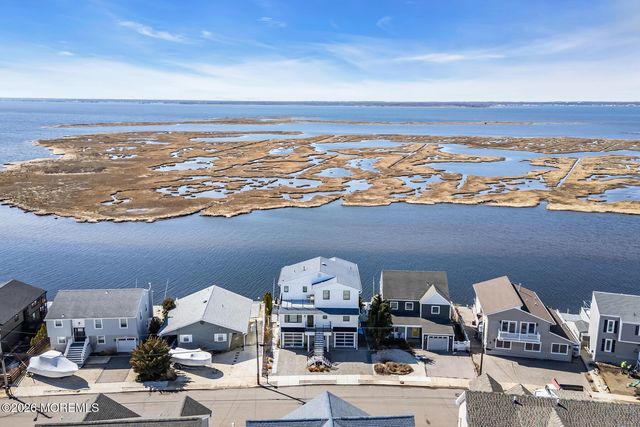 459 Boca Raton Drive, Lavallette, NJ 08735