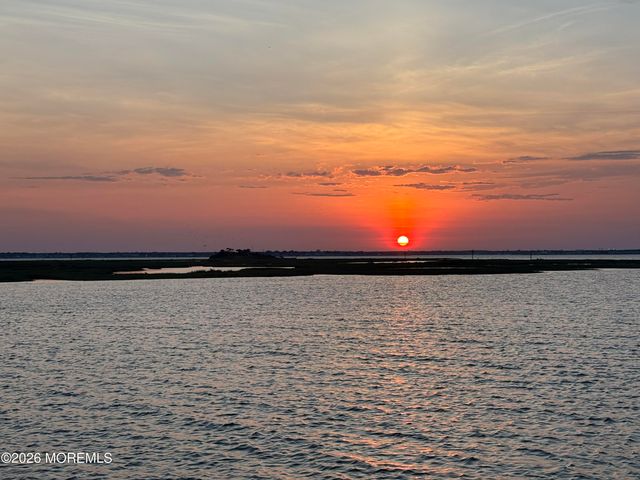 459 Boca Raton Drive, Lavallette, NJ 08735