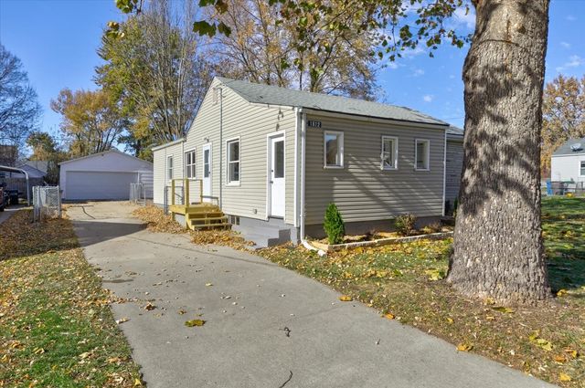 1822 55th Street, Des Moines, IA 50310