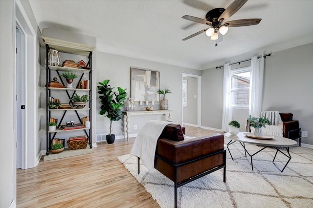 1822 55th Street, Des Moines, IA 50310