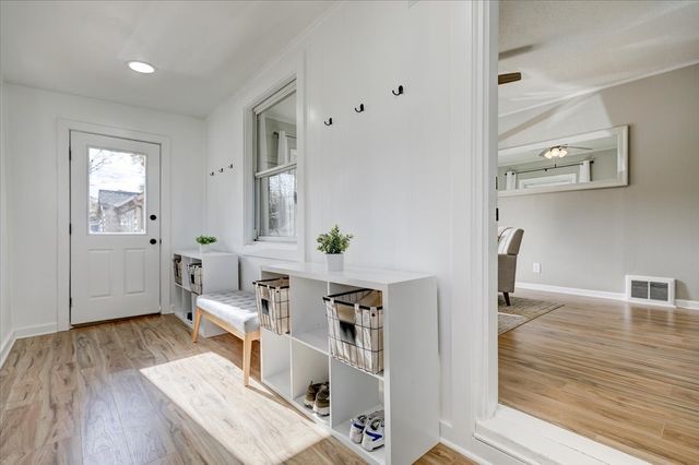 1822 55th Street, Des Moines, IA 50310