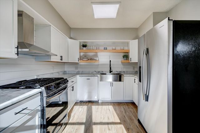 1822 55th Street, Des Moines, IA 50310