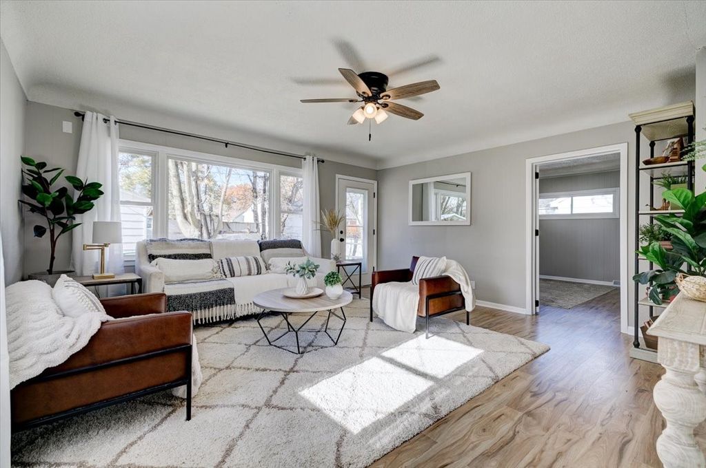 1822 55th Street, Des Moines, IA 50310