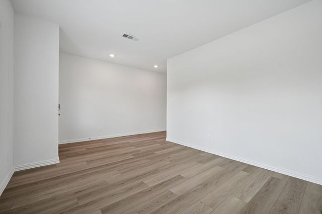 706 Edgehurst Drive, Princeton, TX 75071