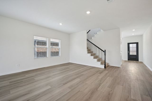 706 Edgehurst Drive, Princeton, TX 75071