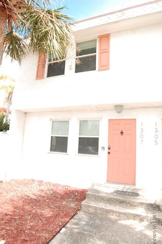 1307 2ND Street N, Jacksonville Beach, FL 32250