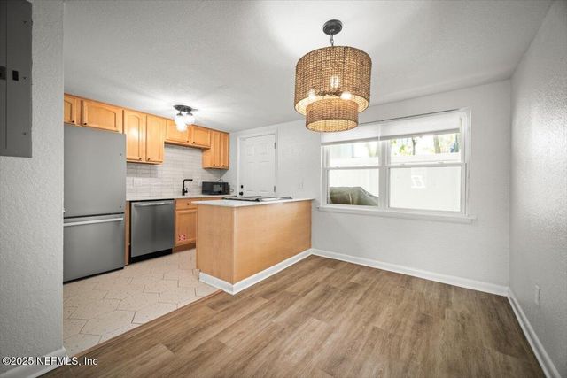 1307 2ND Street N, Jacksonville Beach, FL 32250