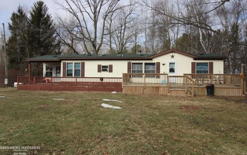 3747 Freiburger Road, Snover, MI 48472