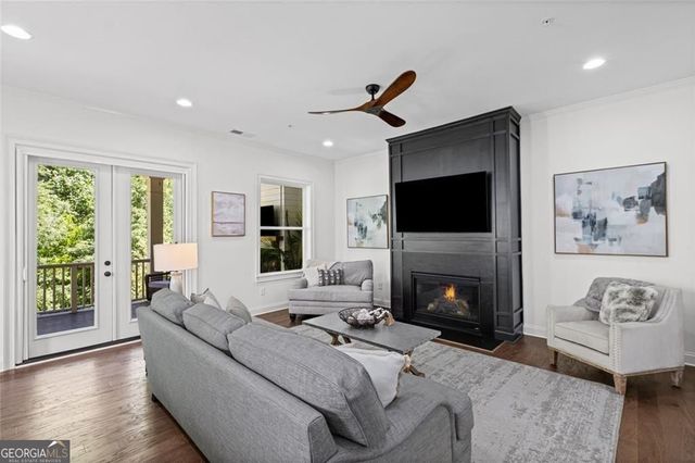 340 Banbury Crossing, Alpharetta, GA 30009