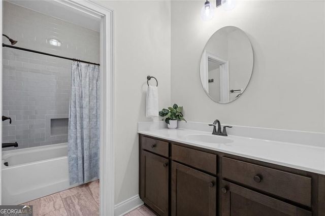 340 Banbury Crossing, Alpharetta, GA 30009
