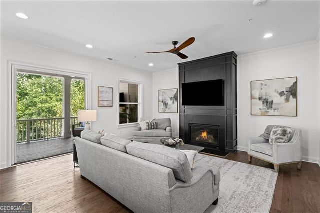 340 Banbury Crossing, Alpharetta, GA 30009