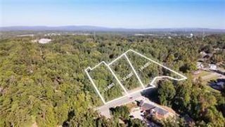 3060 Holly Springs Parkway, Canton, GA 30115