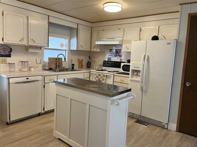 2196 SW 83rd Avenue, Davie, FL 33324