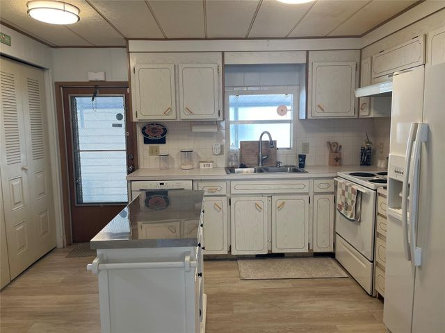 2196 SW 83rd Avenue, Davie, FL 33324