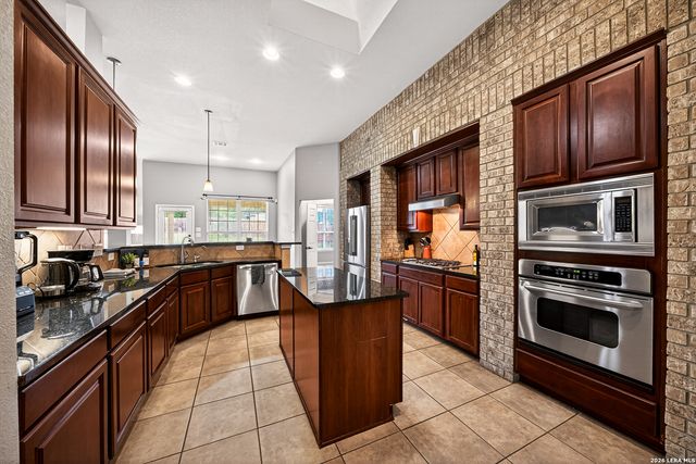 9123 Rio Sedona, Helotes, TX 78023
