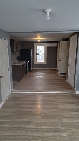 52 Moran St, Gardner, MA 01440