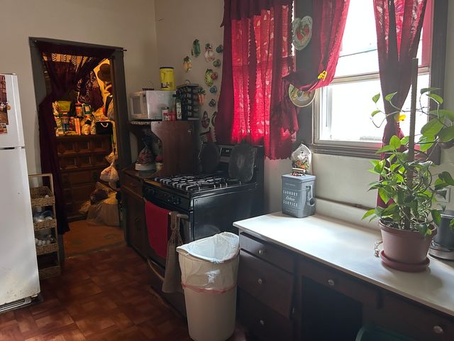 4811 S Elizabeth Street, Chicago, IL 60609