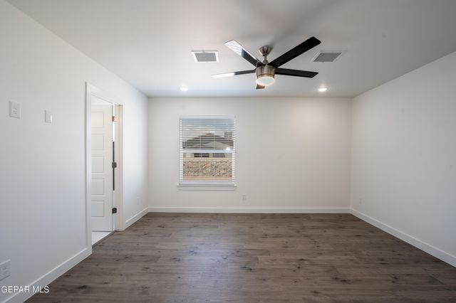 185 Via Bella Place, El Paso, TX 79928