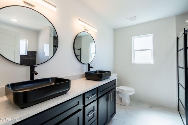 185 Via Bella Place, El Paso, TX 79928