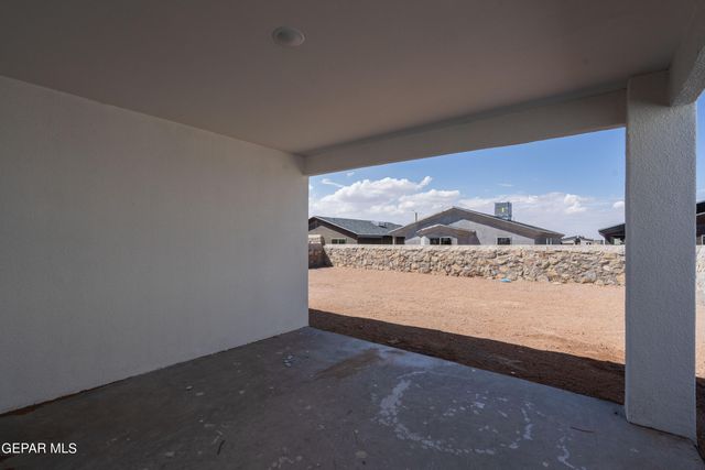 185 Via Bella Place, El Paso, TX 79928