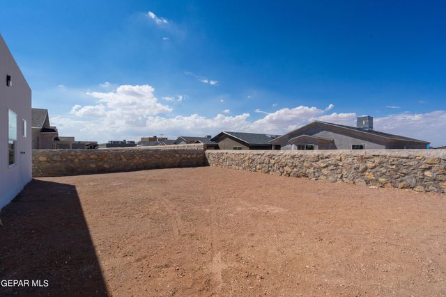 185 Via Bella Place, El Paso, TX 79928