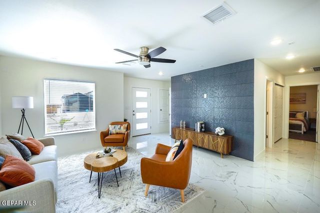 185 Via Bella Place, El Paso, TX 79928