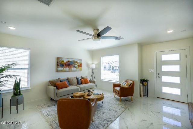 185 Via Bella Place, El Paso, TX 79928