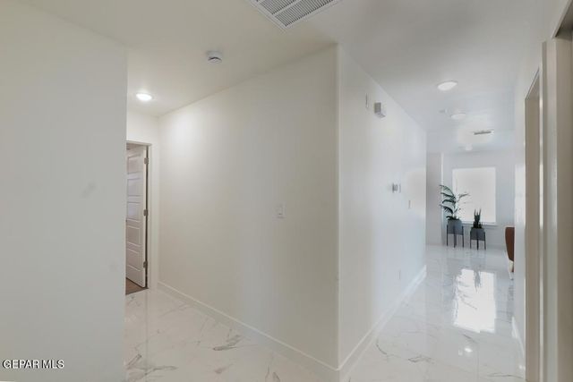 185 Via Bella Place, El Paso, TX 79928