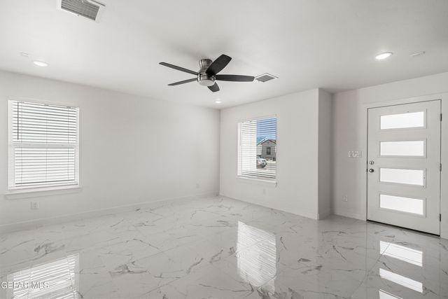 185 Via Bella Place, El Paso, TX 79928