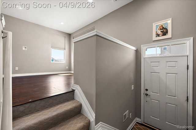 2877 Hartwick Drive, Rochester, MI 48307