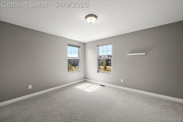2877 Hartwick Drive, Rochester, MI 48307