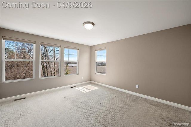 2877 Hartwick Drive, Rochester, MI 48307