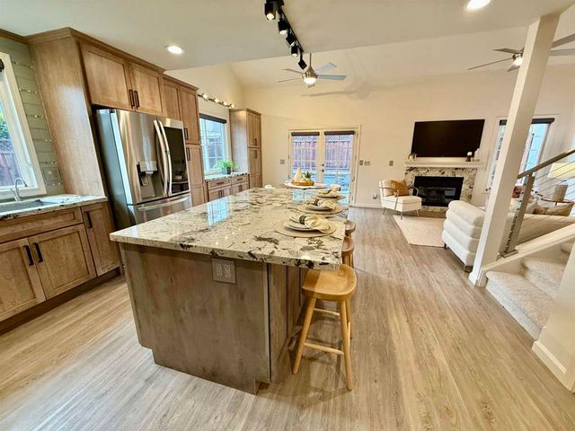 5365 5365 Windflower Dr, Livermore, CA 94551