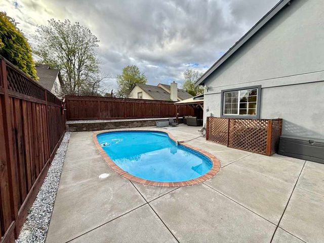 5365 5365 Windflower Dr, Livermore, CA 94551