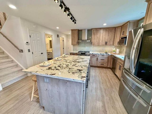 5365 5365 Windflower Dr, Livermore, CA 94551