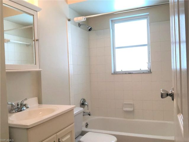 10328 Windley Key TER, Bonita Springs, FL 34135