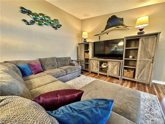 15427 Crystal Lake DR, North Fort Myers, FL 33917