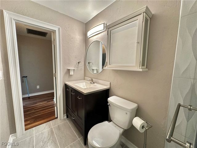 15427 Crystal Lake DR, North Fort Myers, FL 33917