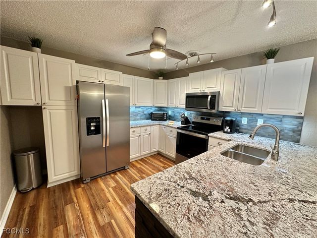 15427 Crystal Lake DR, North Fort Myers, FL 33917