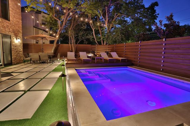 2203 Thornton RD A, Austin, TX 78704