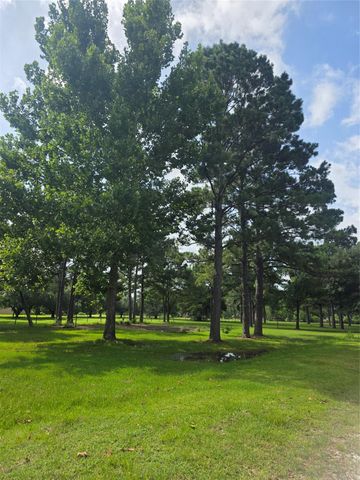 910 Sundown Meadows Street, Crosby, TX 77532