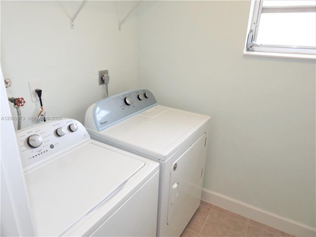 8401 SW 107th Avenue 211E, Miami, FL 33173
