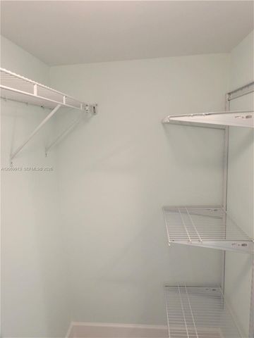 8401 SW 107th Avenue 211E, Miami, FL 33173