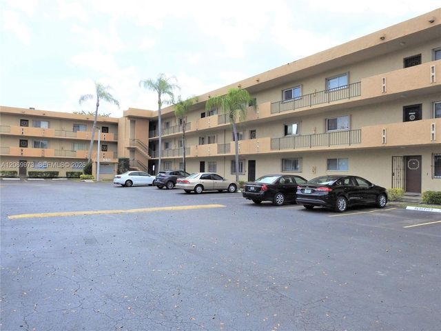 8401 SW 107th Avenue 211E, Miami, FL 33173