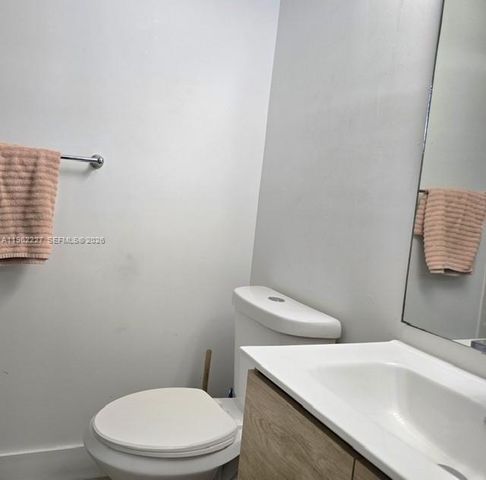 11405 NW 62nd Ter 236, Doral, FL 33178