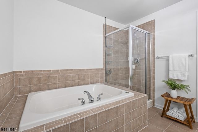 26 Birchwood Lane, North Haledon Boro, NJ 07508