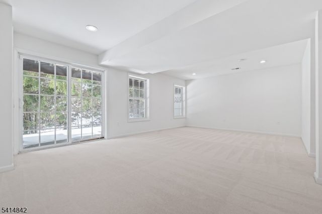 26 Birchwood Lane, North Haledon Boro, NJ 07508